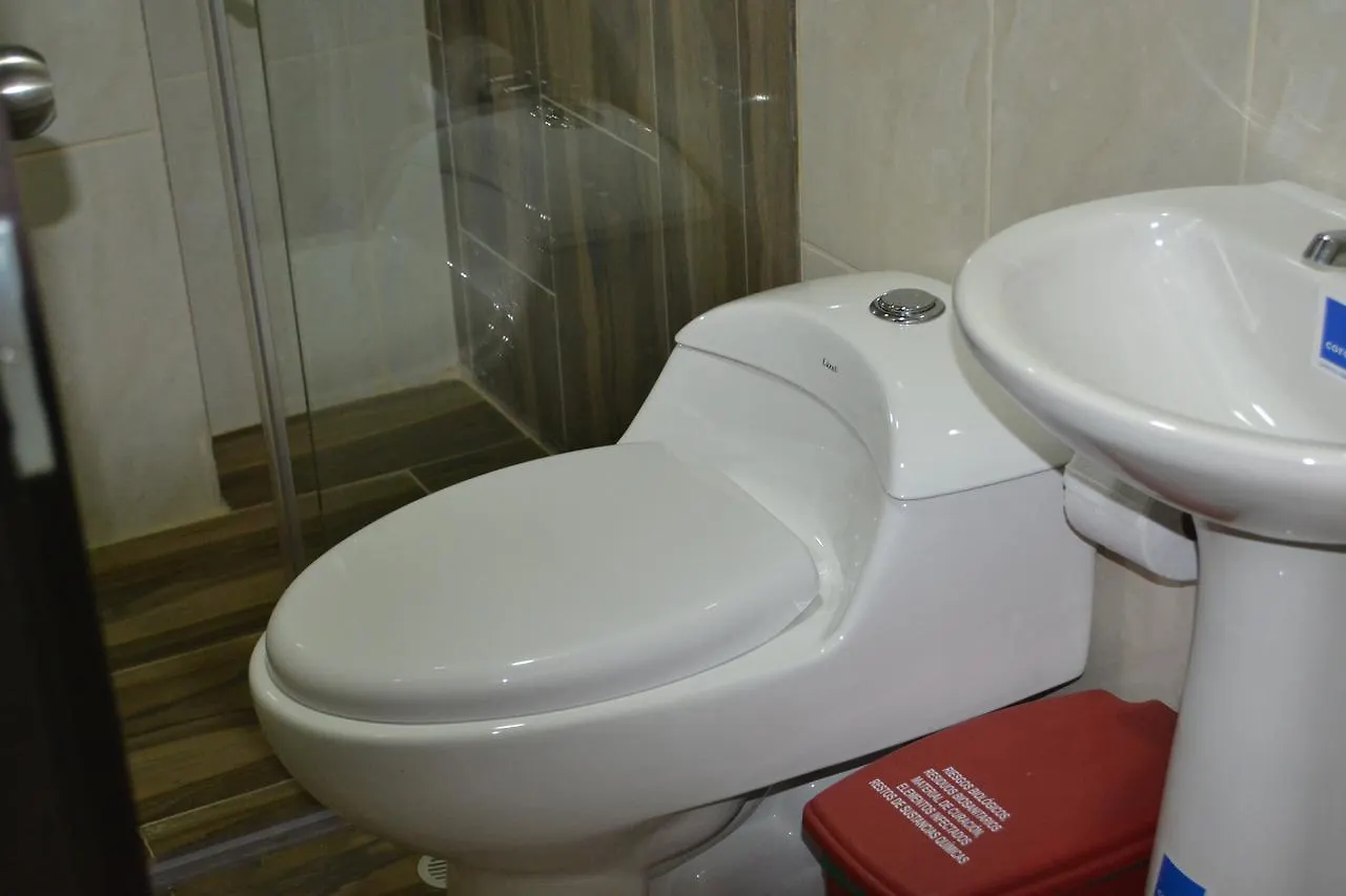 Hotel Zona Blanca Medellín 3*,